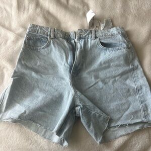Zara mid length jean shorts w tags